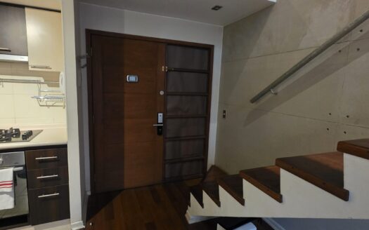 Se vende loft completamente amoblado