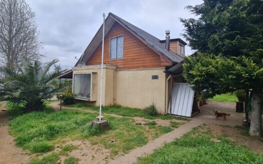 Amplia casa en Santa Juana