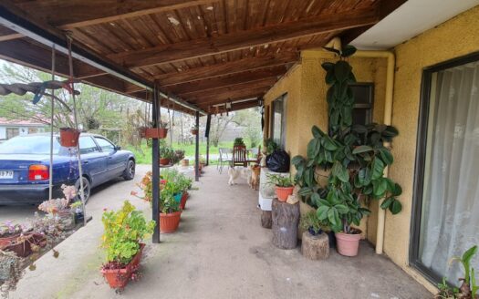 Amplia casa en Santa Juana