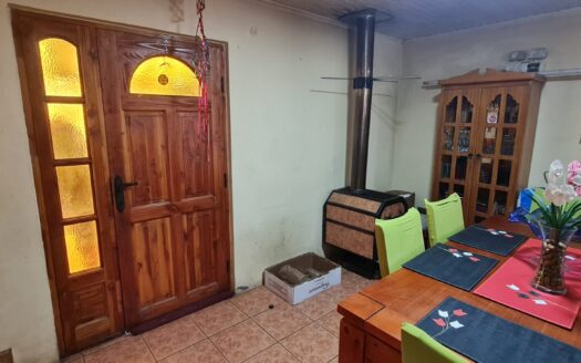 Amplia casa en Santa Juana