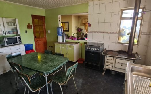 Amplia casa en Santa Juana