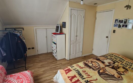 Amplia casa en Santa Juana