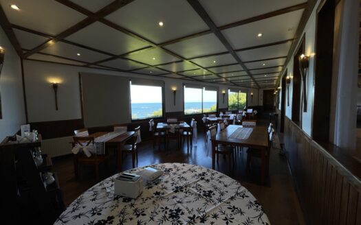 Amplio local comercial en Coronel