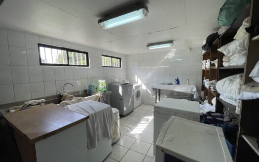 Amplio local comercial en Coronel