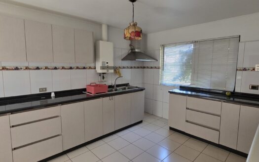 Amplia casa en San Pedro de la Paz