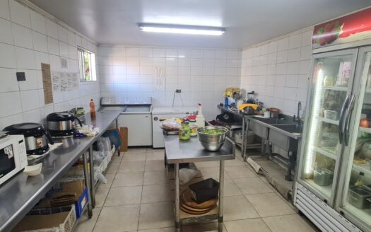 Excelente local comercial en San Pedro de la Paz