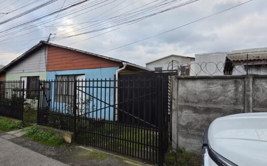 Se vende casa en Coronel