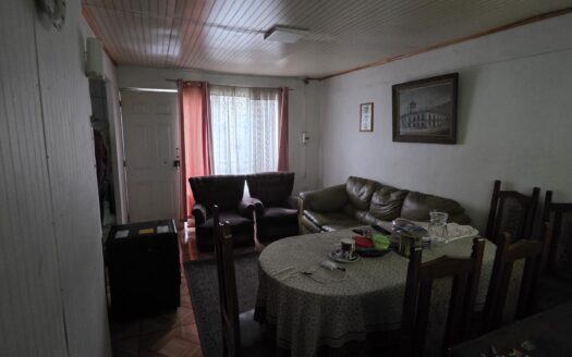 Se vende casa en Coronel