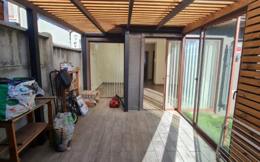 Se arrienda casa dentro de condominio en Los Ángeles