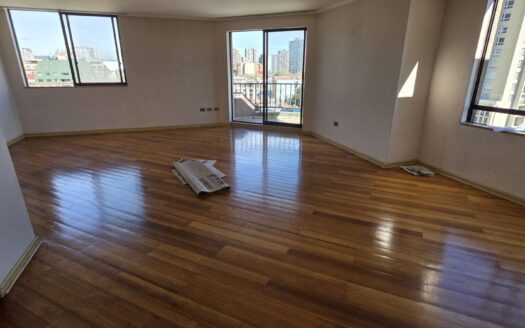 Se arrienda amplio y exclusivo departamento en pleno centro de Concepción