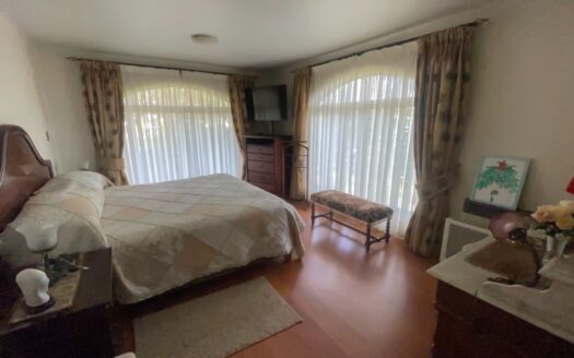 Se vende hermosa casa en San Pedro de la Paz