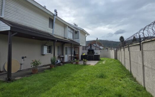 Se vende amplia casa en Lonco Norte