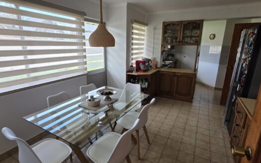 Se vende amplia casa en Lonco Norte
