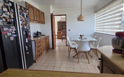 Se vende amplia casa en Lonco Norte