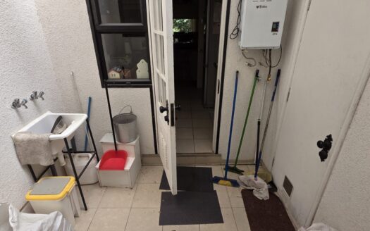 Se vende casa amoblada dentro de condominio en Pucón