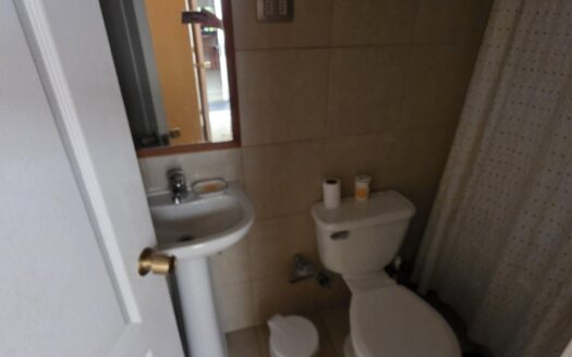 Se vende casa amoblada dentro de condominio en Pucón